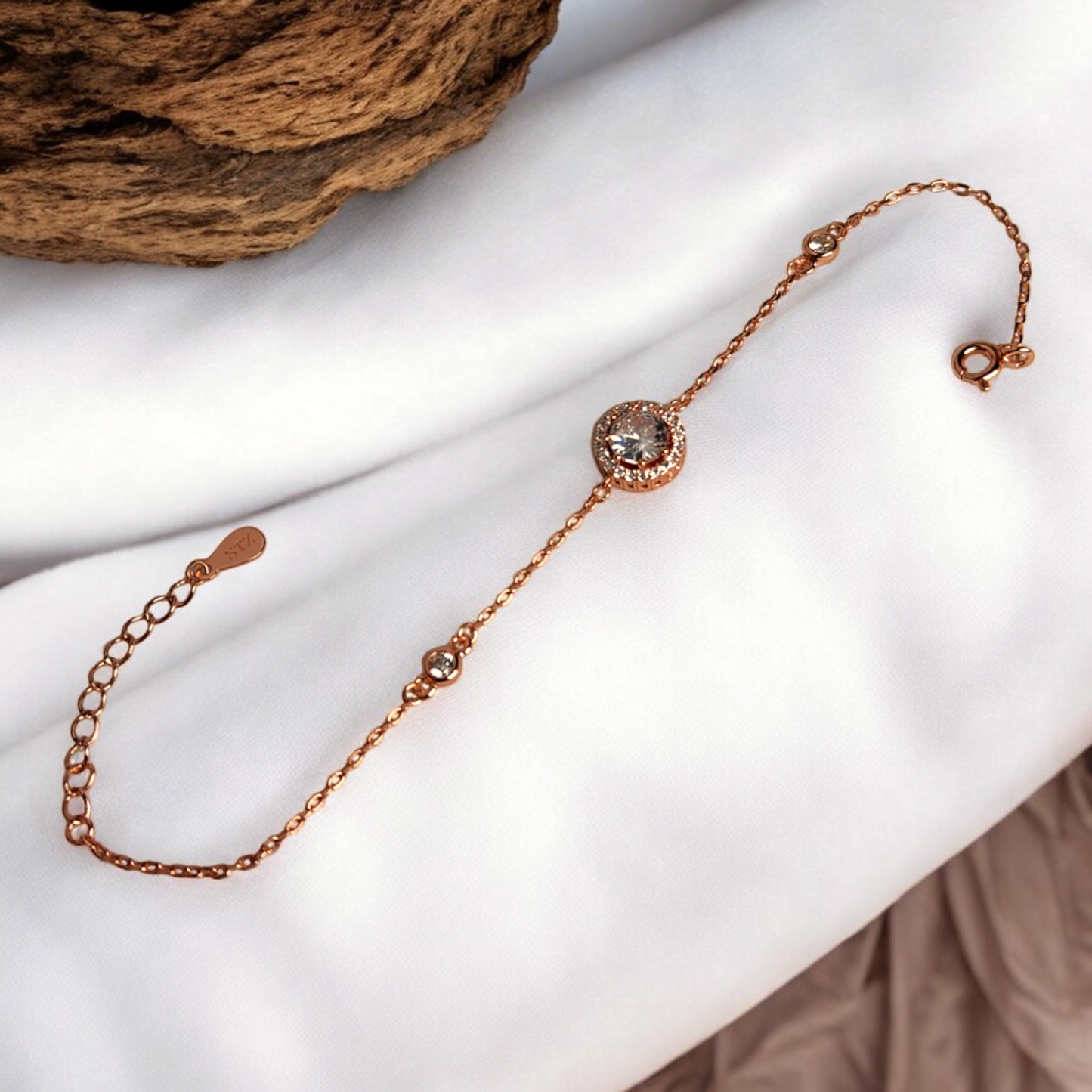 Brilliant Solitaire Halo Bracelet