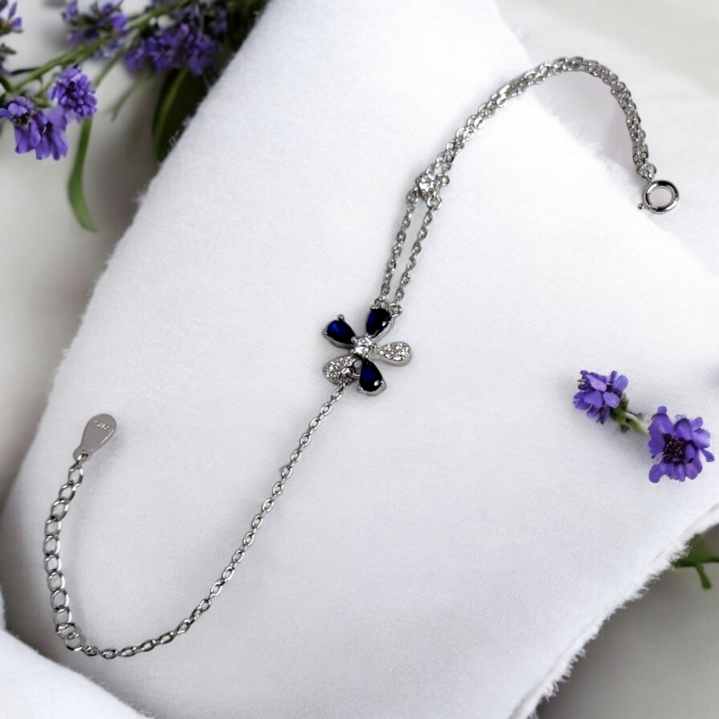 Minimal Floral Bracelet
