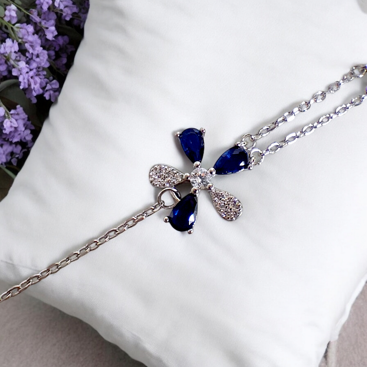 Minimal Floral Bracelet
