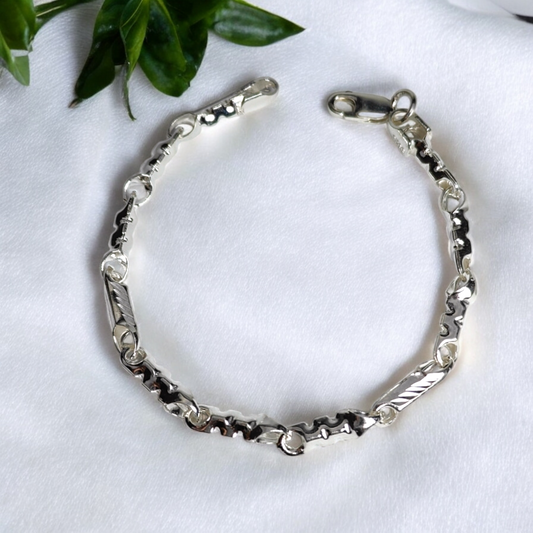 Lustrous Gleam Pure Silver Bracelet