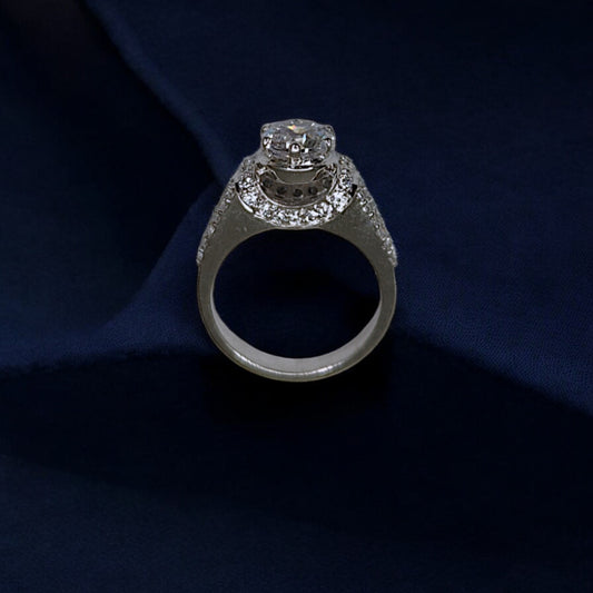 Handcrafted Premium Vintage Glam Solitaire Ring