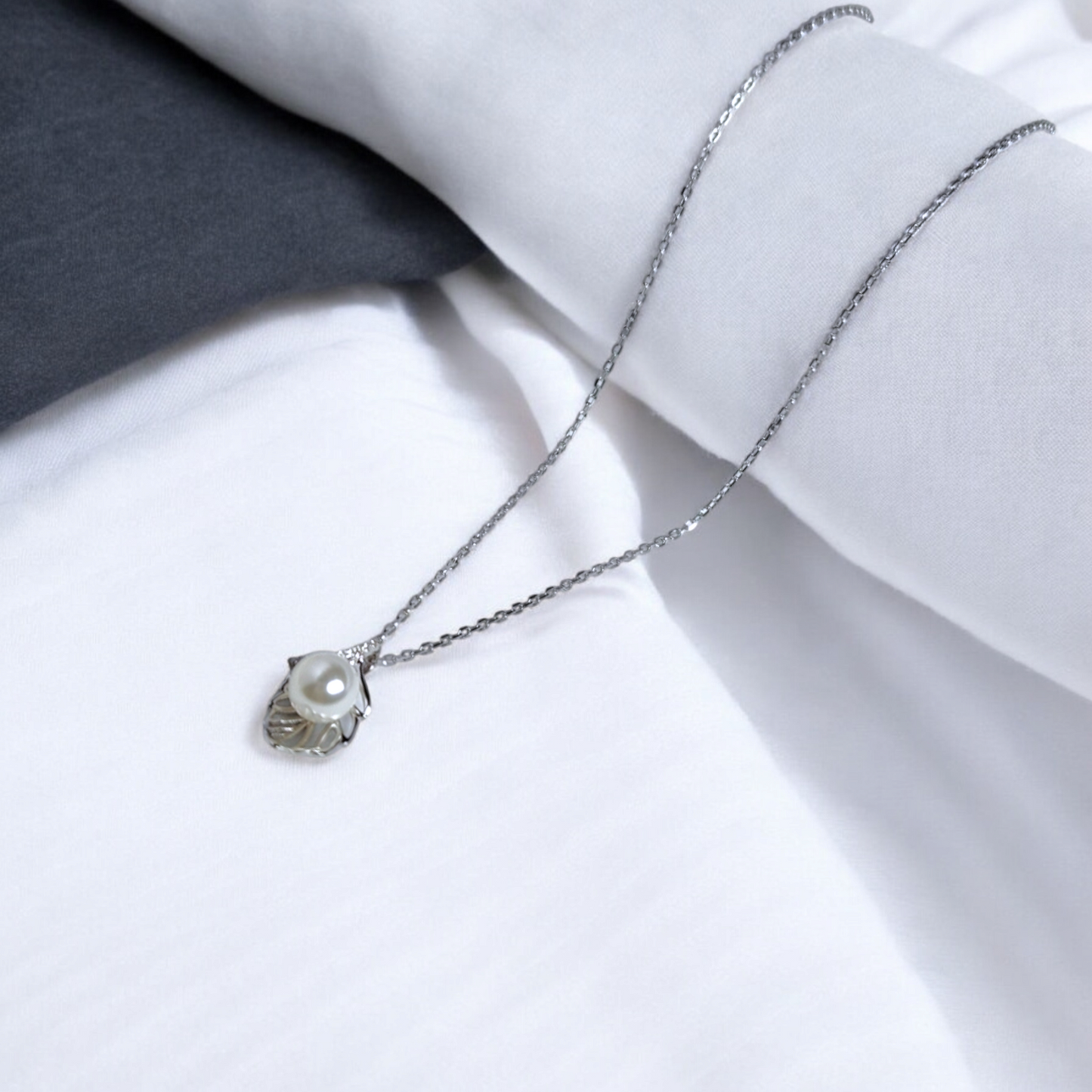 The Pearl Leaf Pendant Necklace