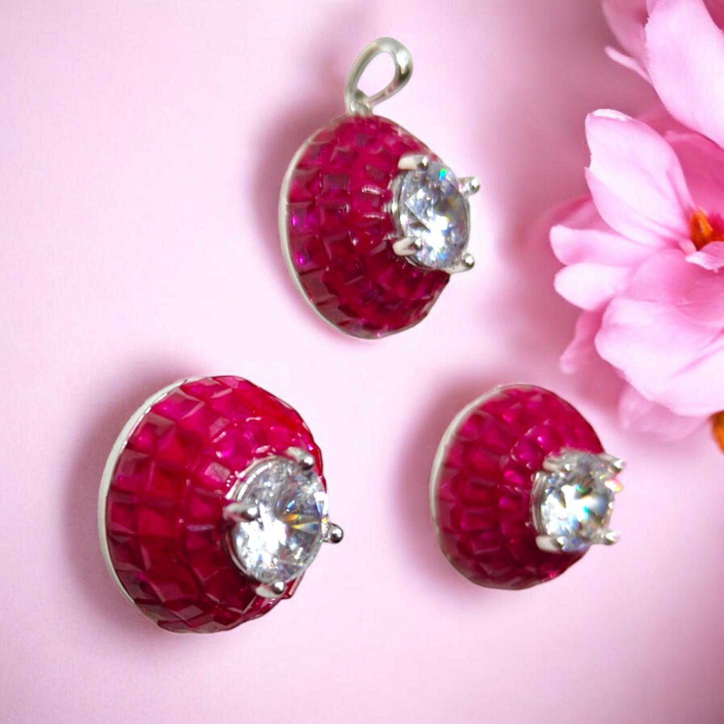 Red Radiance Crystal Earring-Pendant Set