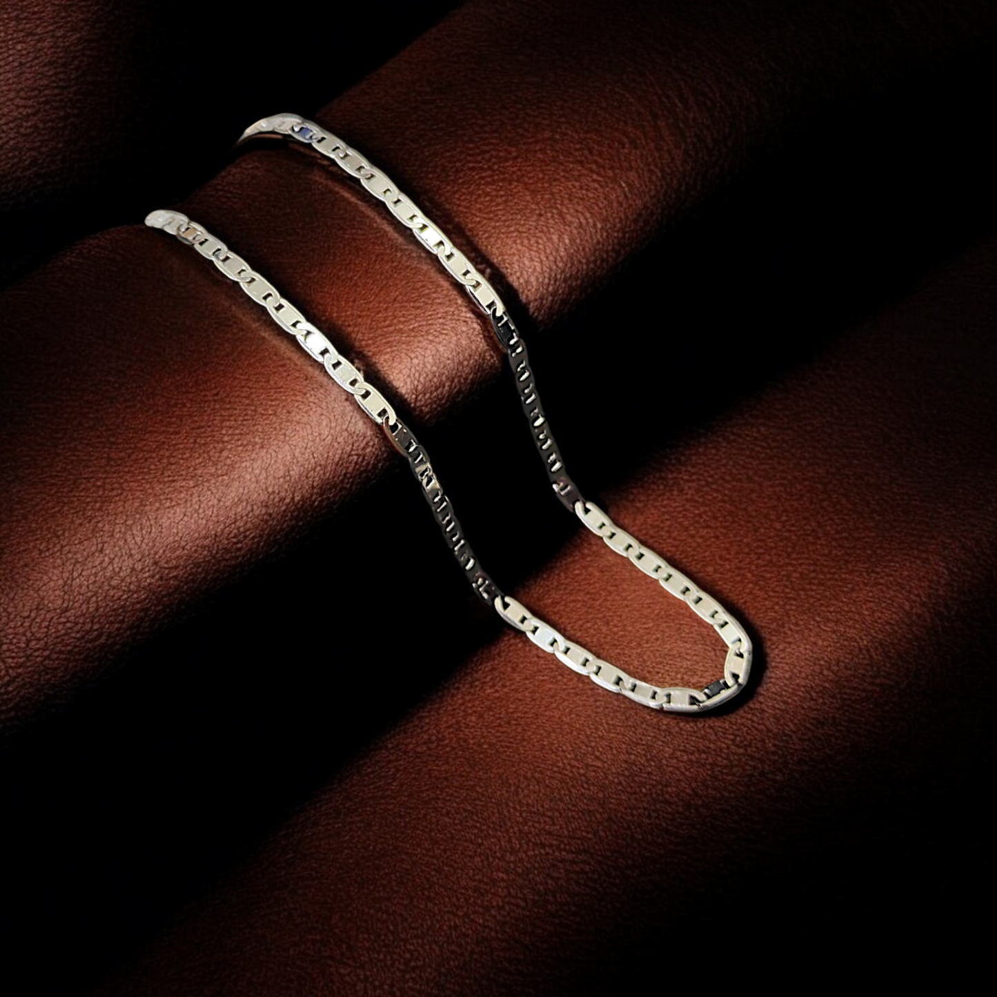 The Sleek Flat Link Chain