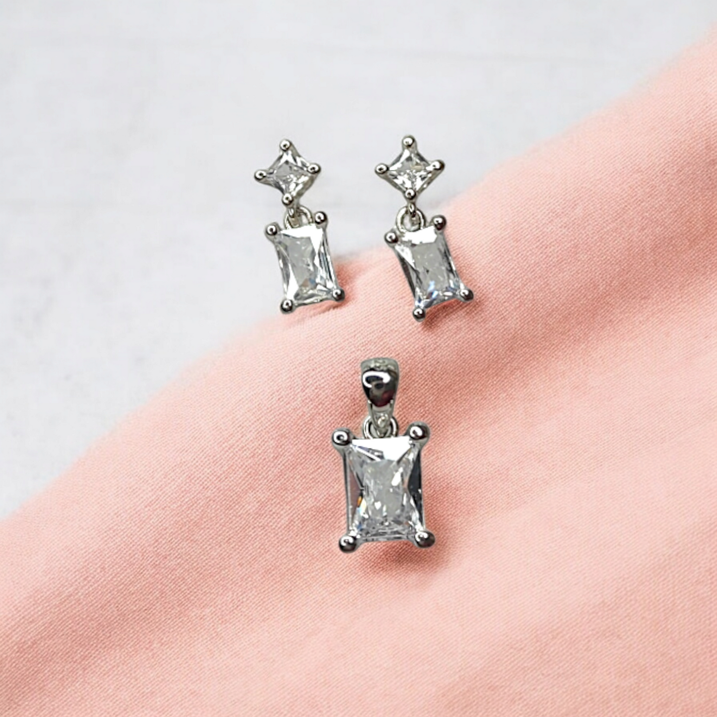 Timeless Beauty Crystal Set