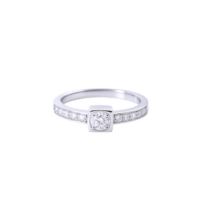 Nova Kiss Ring