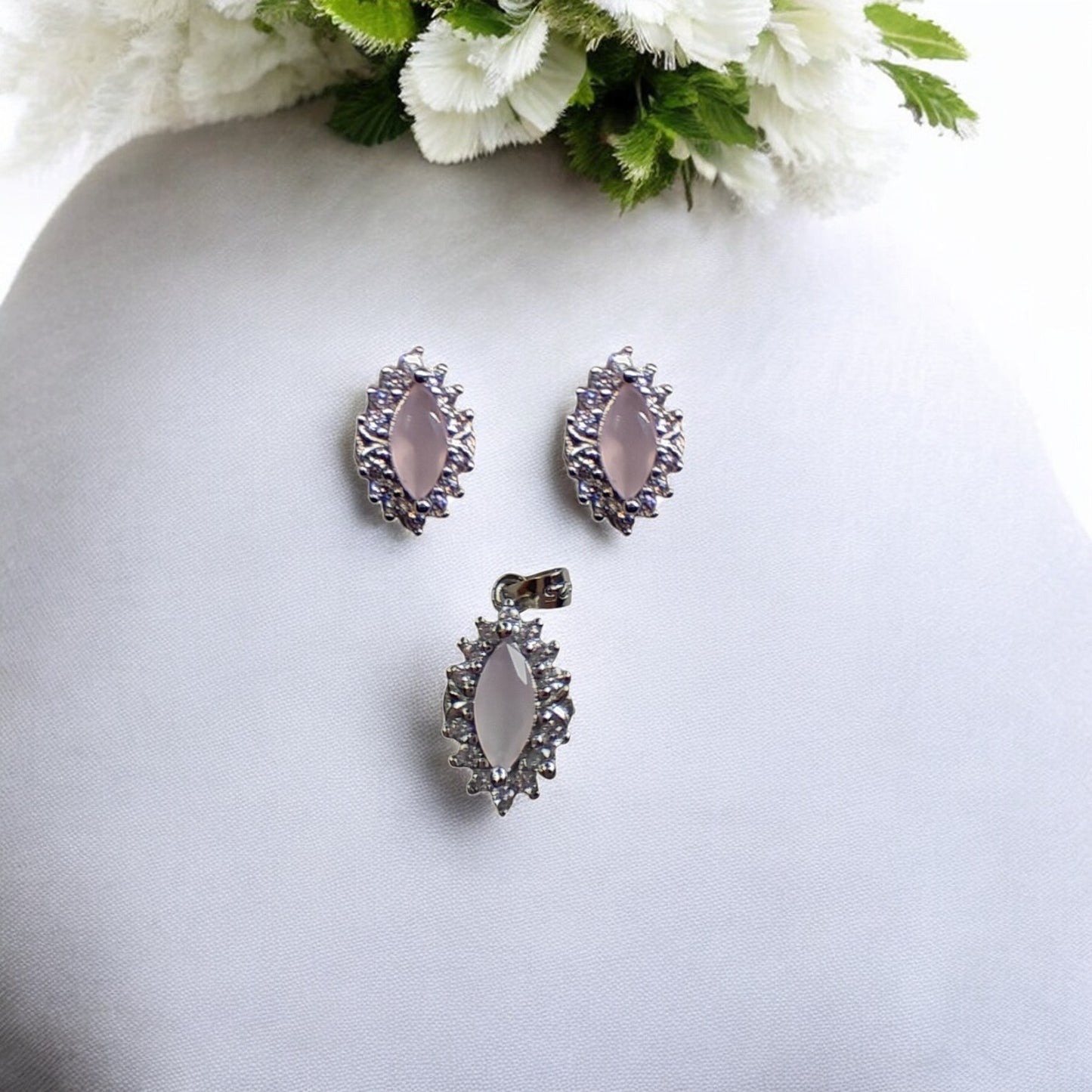 Rose Bloom Quartz Earring-Pendant Set