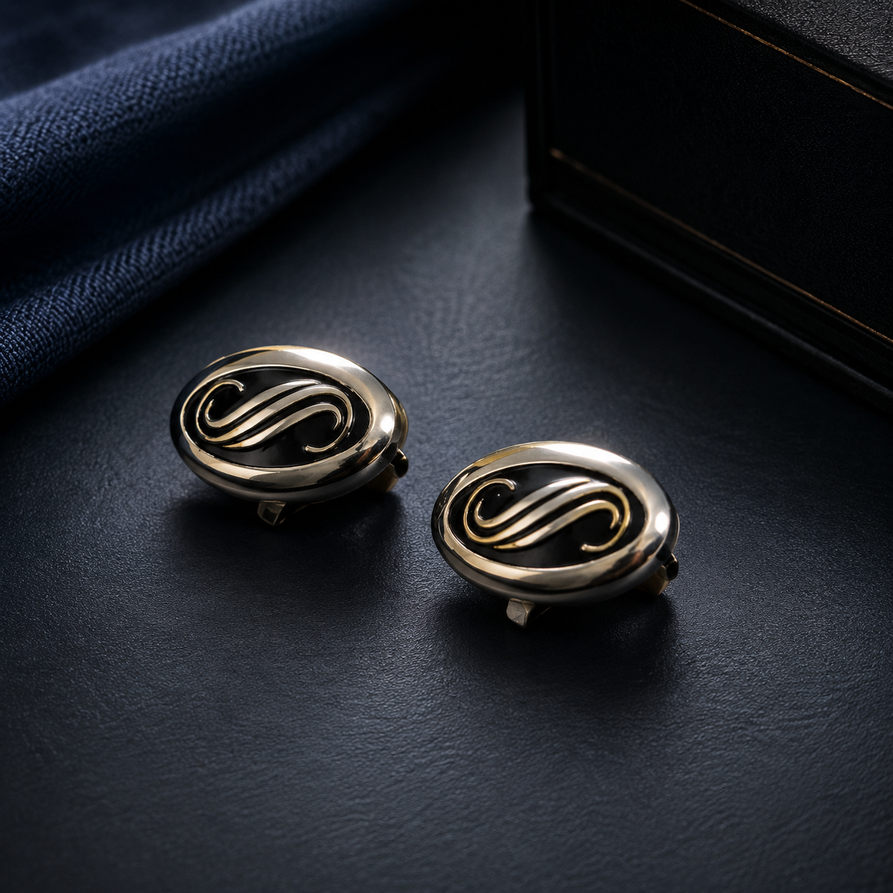 Elegant Black and Gold Oval Cufflinks