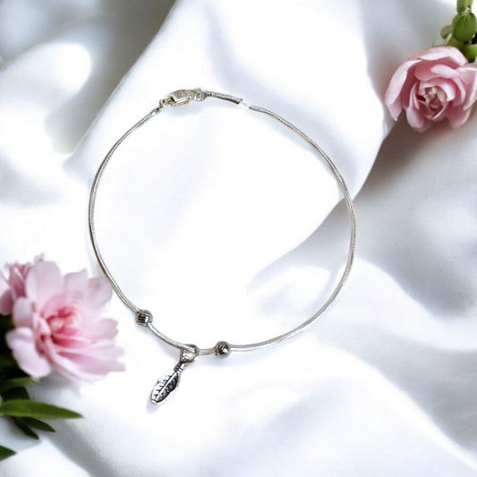 Twist & Turn Anklet