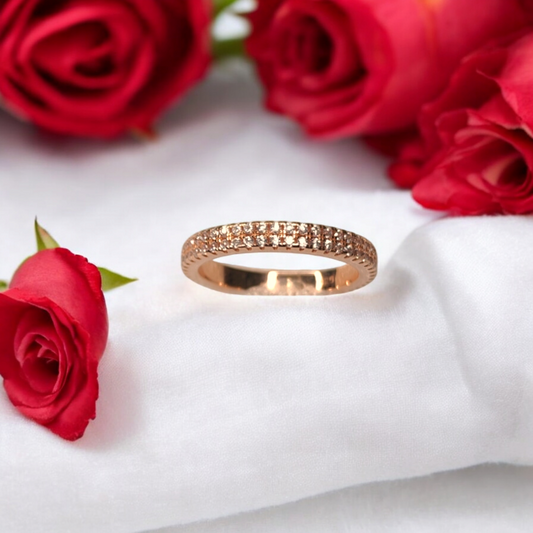 Rose gold band ring