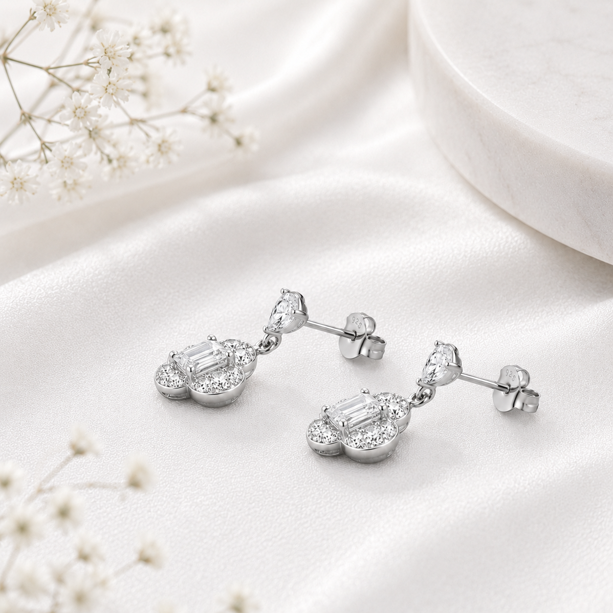 Clover Glow Drop Earrings