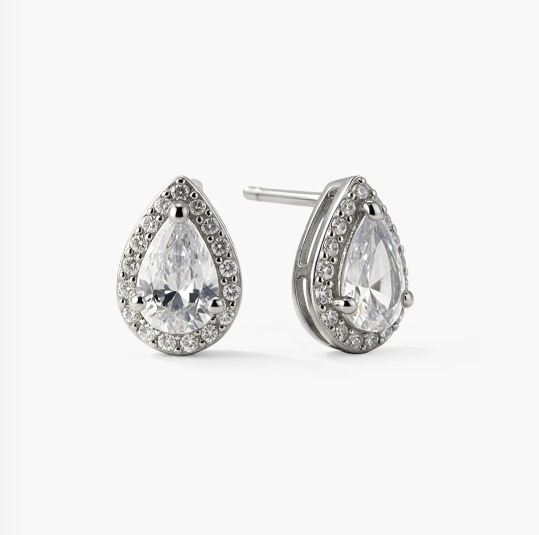 Luminous Pear Cut 925 Silver Earrings