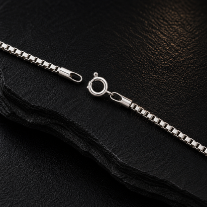 Minimal Box Chain for Men