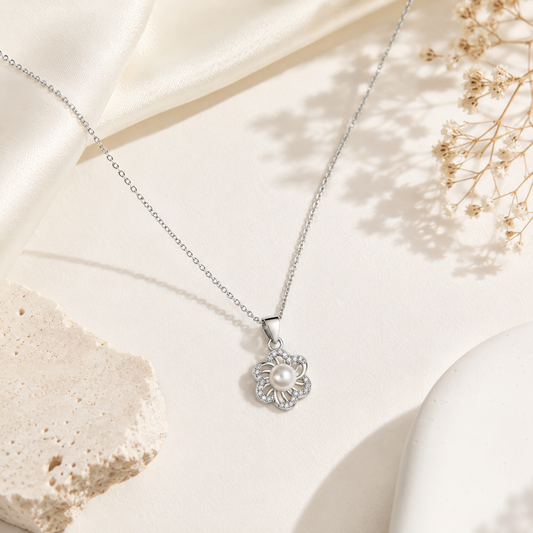 Pearl Blossom 925 Sterling Silver Pendant Necklace
