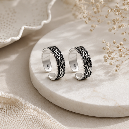 Vintage Celtic Weave Adjustable Toe Rings